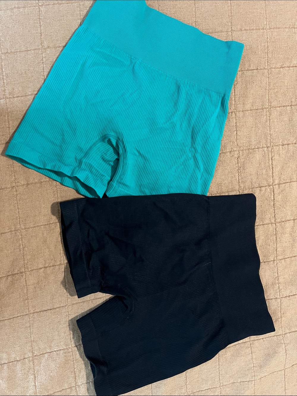 Ribbed High-Waist Bike Shorts — Teal & Black